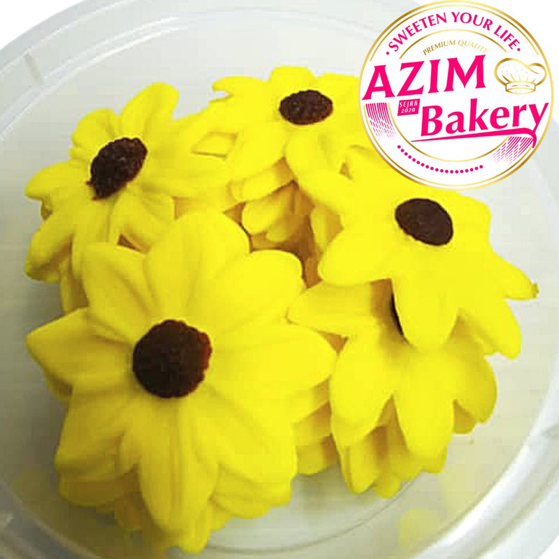 Gum Paste Daisy Flower| Sugar Paste Flower | Icing Flower | Cake Decoration | Decoration Flower | Sugar Paste (Halal)